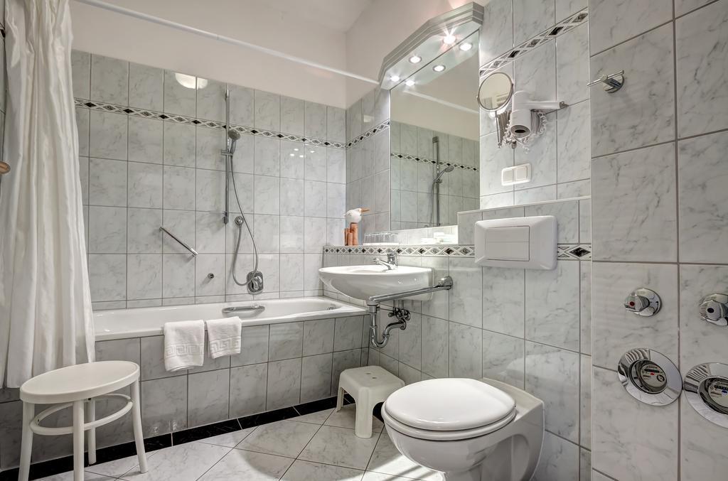 Haus Seeblick Hotel Garni & Ferienwohnungen Zinnowitz Zewnętrze zdjęcie